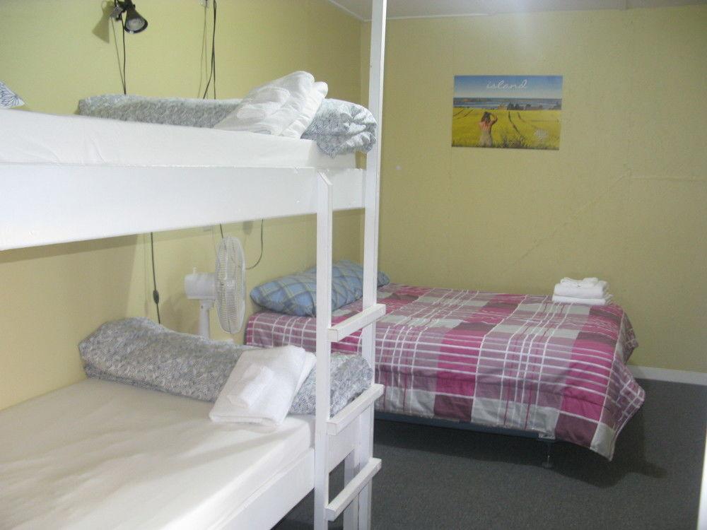 Brackley Beach Hostel Exterior photo
