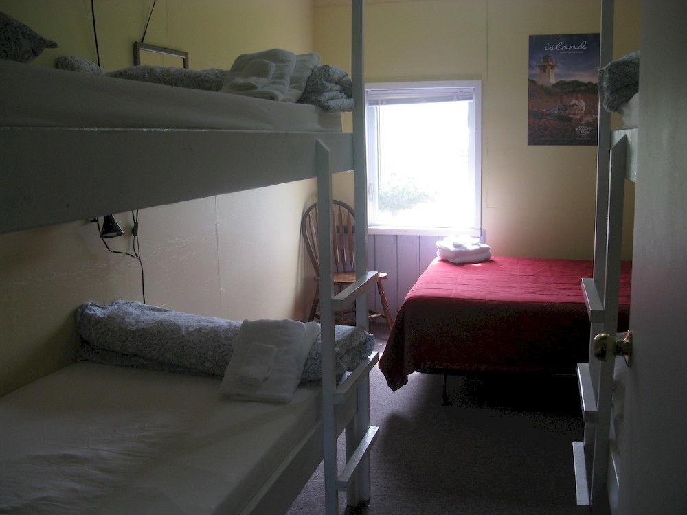 Brackley Beach Hostel Exterior photo