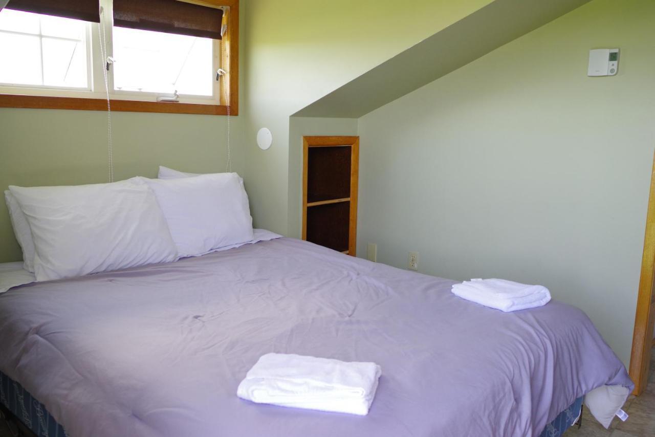 Brackley Beach Hostel Exterior photo