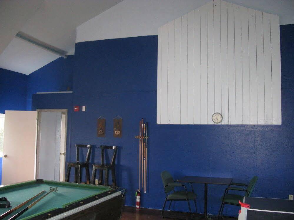 Brackley Beach Hostel Exterior photo
